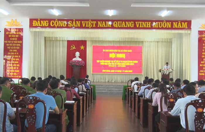 Hội nghị tập huấn nghiệp vụ về xử lý vi phạm hành chính trên địa bàn thị xã năm 2024